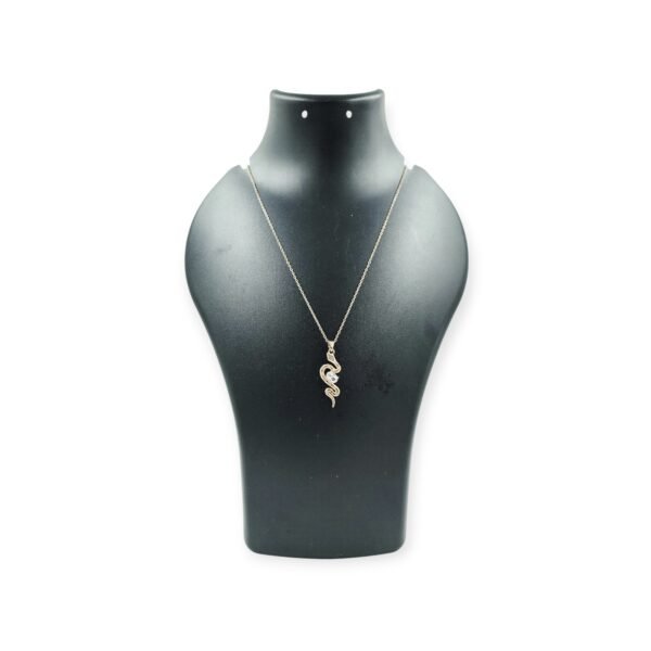 Introducing the Stunning Rose Gold Colored Western Anti Tarnish Necklace