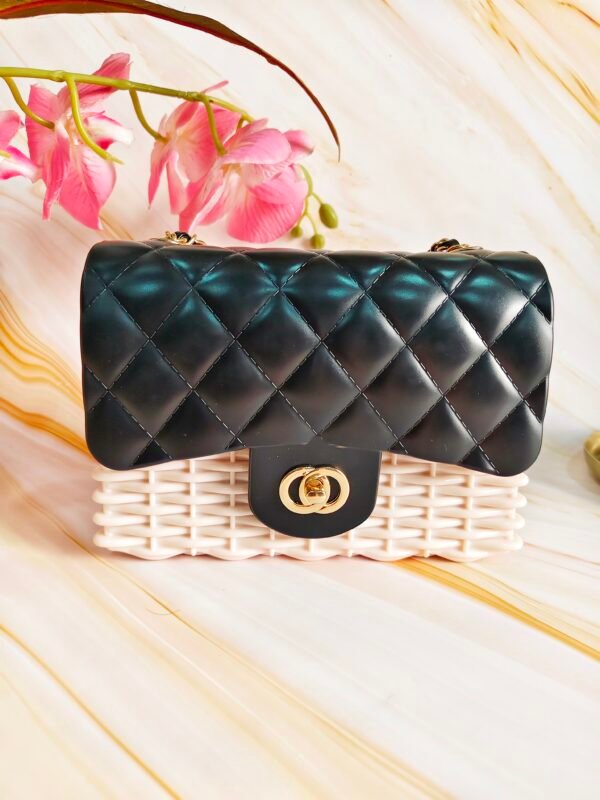 Stylish Silicone Basket Handbag with Sling Chain – Durable and Lightweight Tote for Women and Teens - Image 6