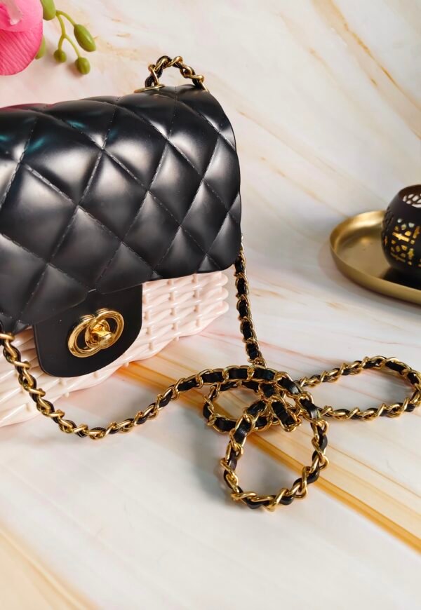 Stylish Silicone Basket Handbag with Sling Chain – Durable and Lightweight Tote for Women and Teens - Image 9