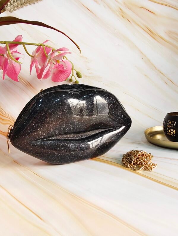 Silicone Lips Shaped Hand Purse with Sling Chain – Fun & Trendy Clutch for Parties, Evening Events, and Casual Outings – Unique Lip Design Handbag for Women - Image 12