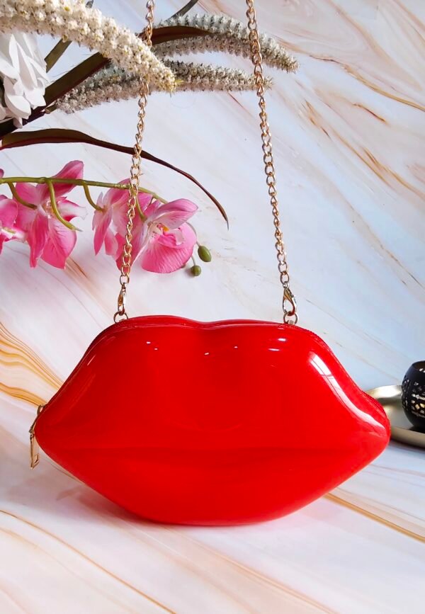 Silicone Lips Shaped Hand Purse with Sling Chain – Fun & Trendy Clutch for Parties, Evening Events, and Casual Outings – Unique Lip Design Handbag for Women - Image 3