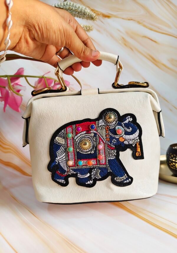 Elegant Embroidered Elephant Handbag with Adjustable Strap – Stylish White Shoulder Bag for Women - Image 3