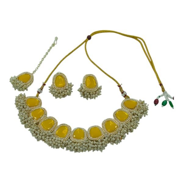 Discover Elegance: Beautiful Polki Choker Necklace Set - Image 7