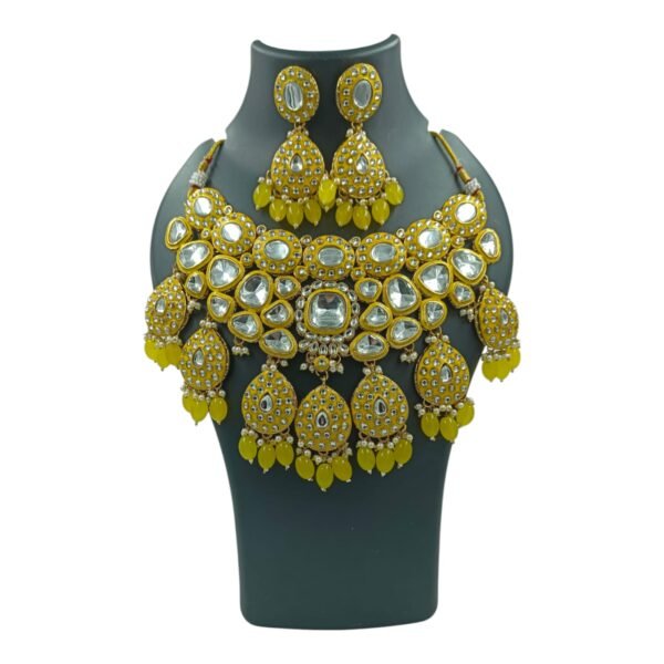 Elevate Your Bridal Look with Our Meenakari Polki Necklace Set