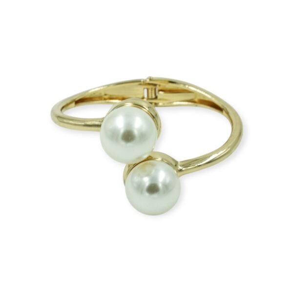 Elegant Anti-Tarnish Western Bracelet with Pearl Embellishments