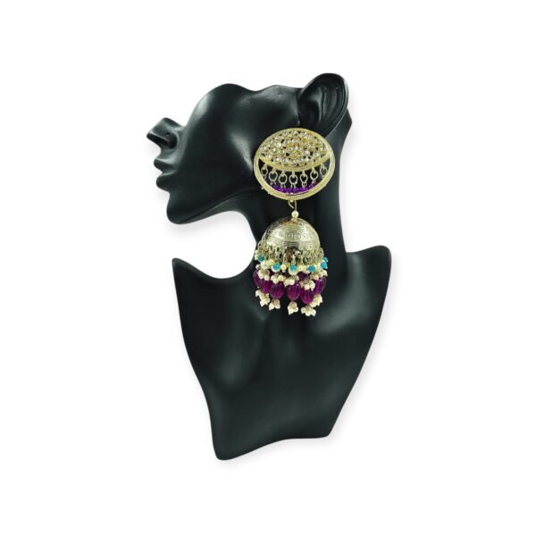 Elegant Golden Color Kundan Pearl Jhumki: A Timeless Accessory - Image 4
