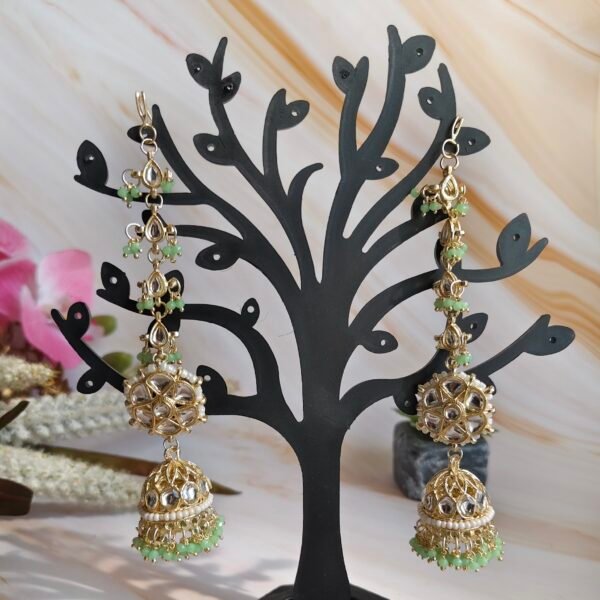 Gorgeous Kundan Jhumki with Hair Chain: Elevate Your Style - Image 6