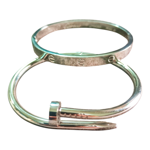 Elegant Nail-Shaped Anti-Tarnish Bracelet