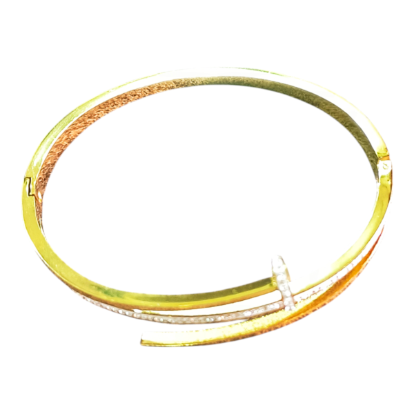 Elegant Nail-Shaped Golden Anti-Tarnish Bracelet - Image 2