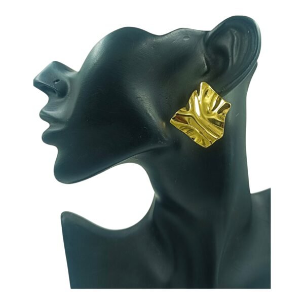 Elegant Golden Colored Anti-Tarnish Earrings