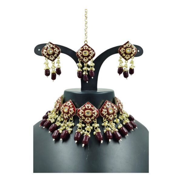 Exquisite Meenakari Kundan Choker Set with Matching Accessories - Image 2
