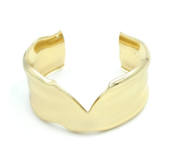 Elevate Your Style with a Golden Colored Western Anti Tarnish Bracelet