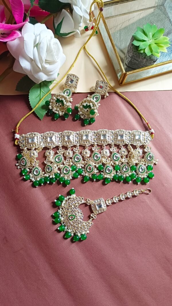 Elevate Your Look with Our Stunning Polki and Pearl Choker Set - Image 2