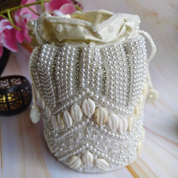 Elegant Bridal Potli: A Must-Have Accessory - Image 2