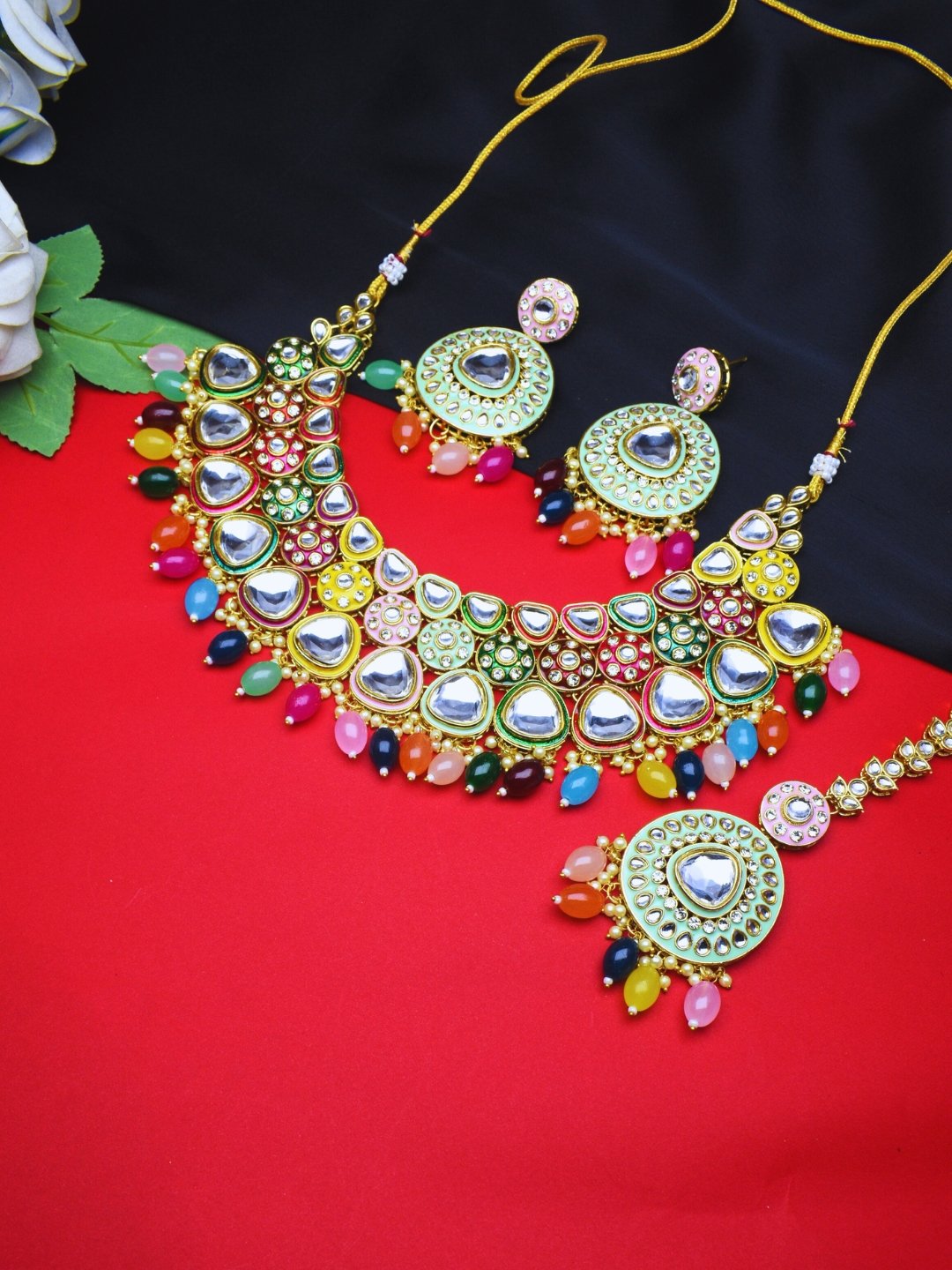 Elegant Meenakari Kundan Choker with Matching Earrings and Mangtika - Image 2